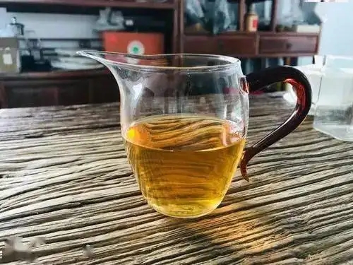 吸煙的人喝茶到底有哪些好處？醫生這次全說清楚了